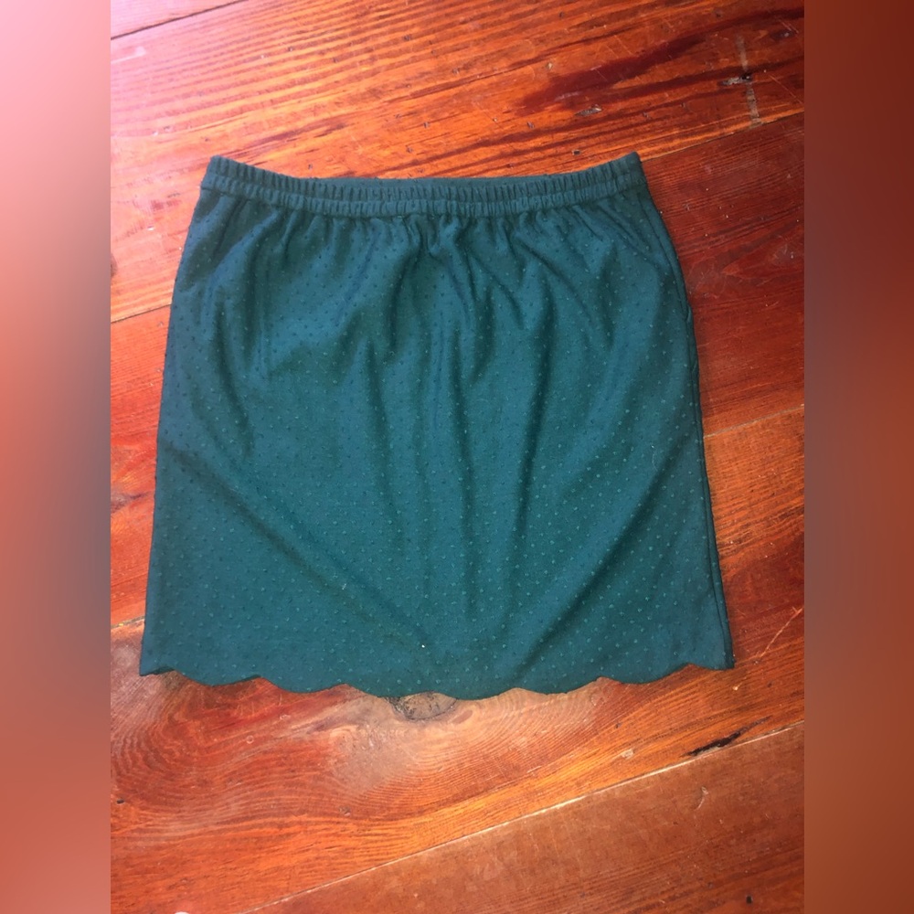Kelly Green Ruffle Skirt - Picture 9 of 10
